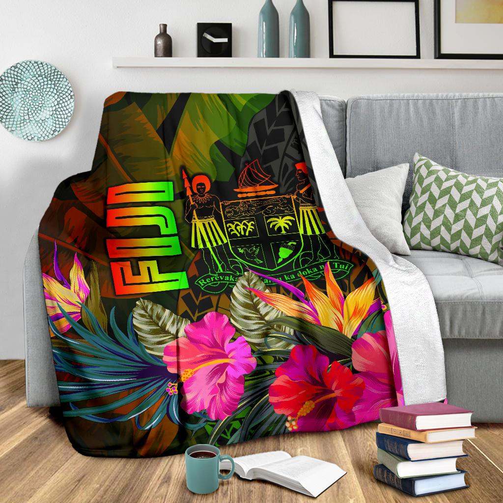 Fiji Polynesian Premium Blanket  -  Hibiscus and Banana Leaves