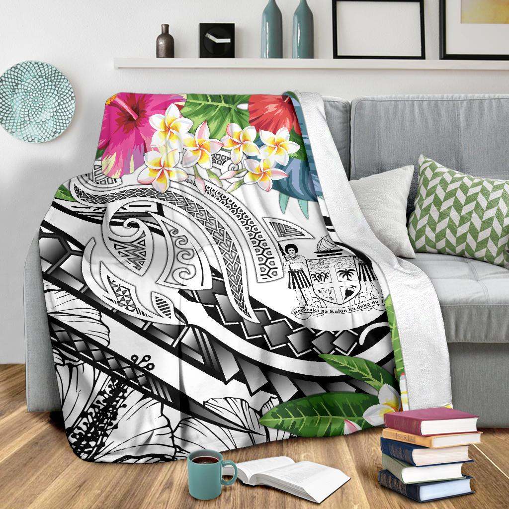 Fiji Polynesian Premium Blanket - Summer Plumeria (White)