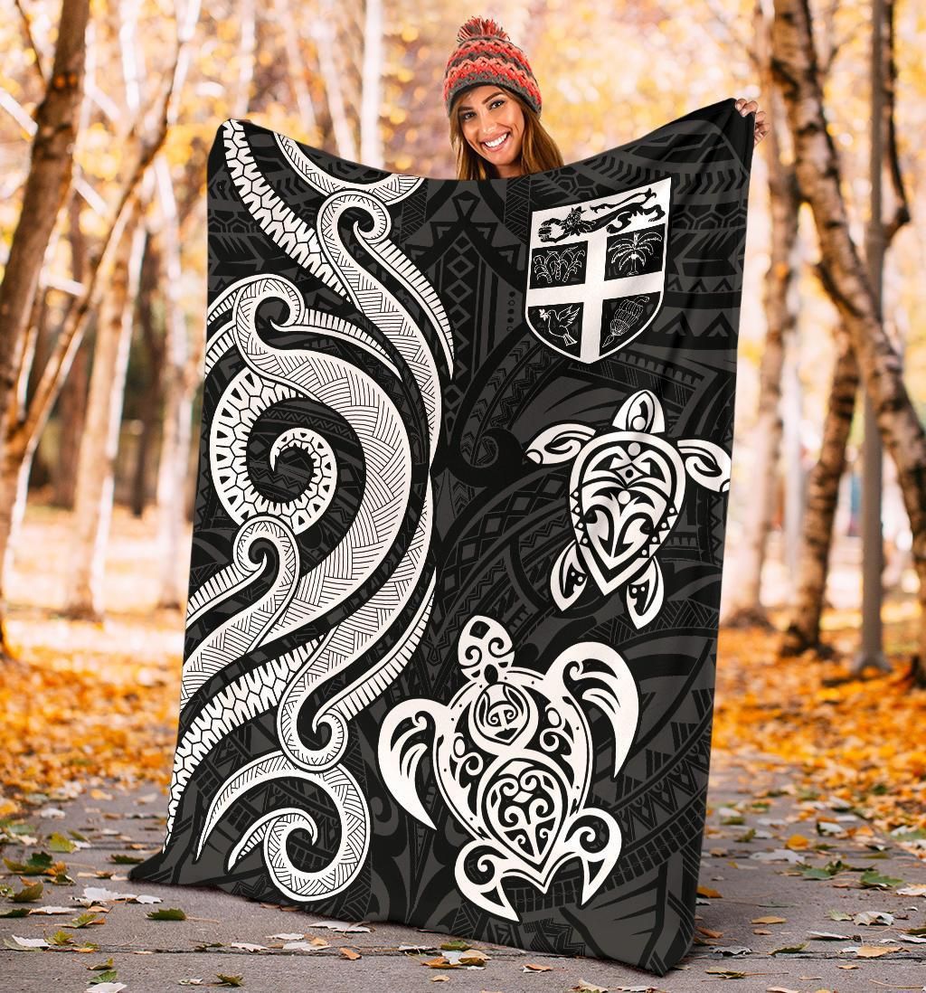 Fiji Polynesian Premium Blanket - White Tentacle Turtle