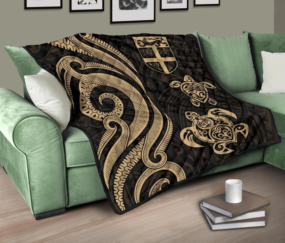 Fiji Polynesian Premium Quilt - Gold Tentacle Turtle