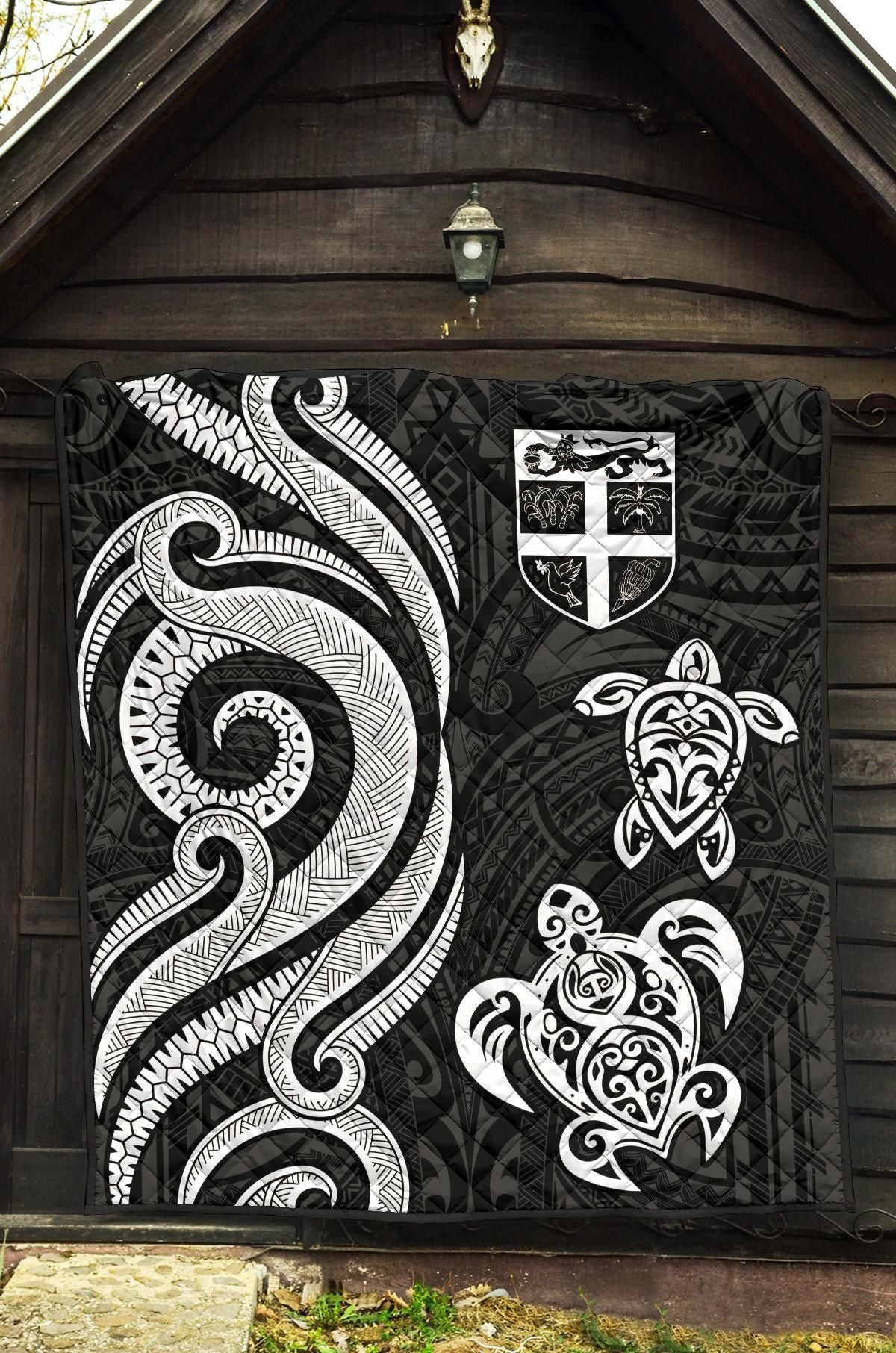 Fiji Polynesian Premium Quilt - White Tentacle Turtle