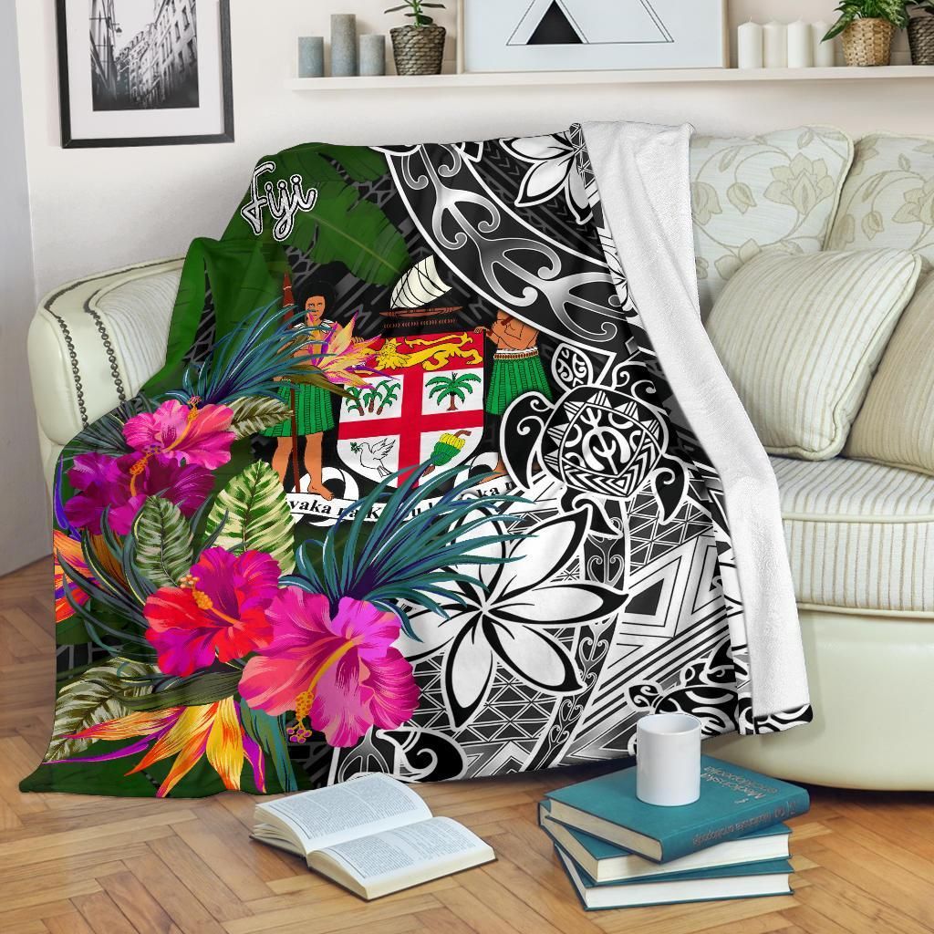 Fiji Premium Blanket - Turtle Plumeria Banana Leaf Crest