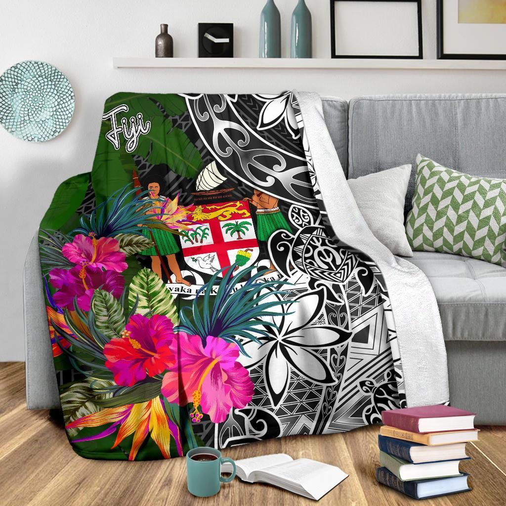 Fiji Premium Blanket - Turtle Plumeria Banana Leaf Crest