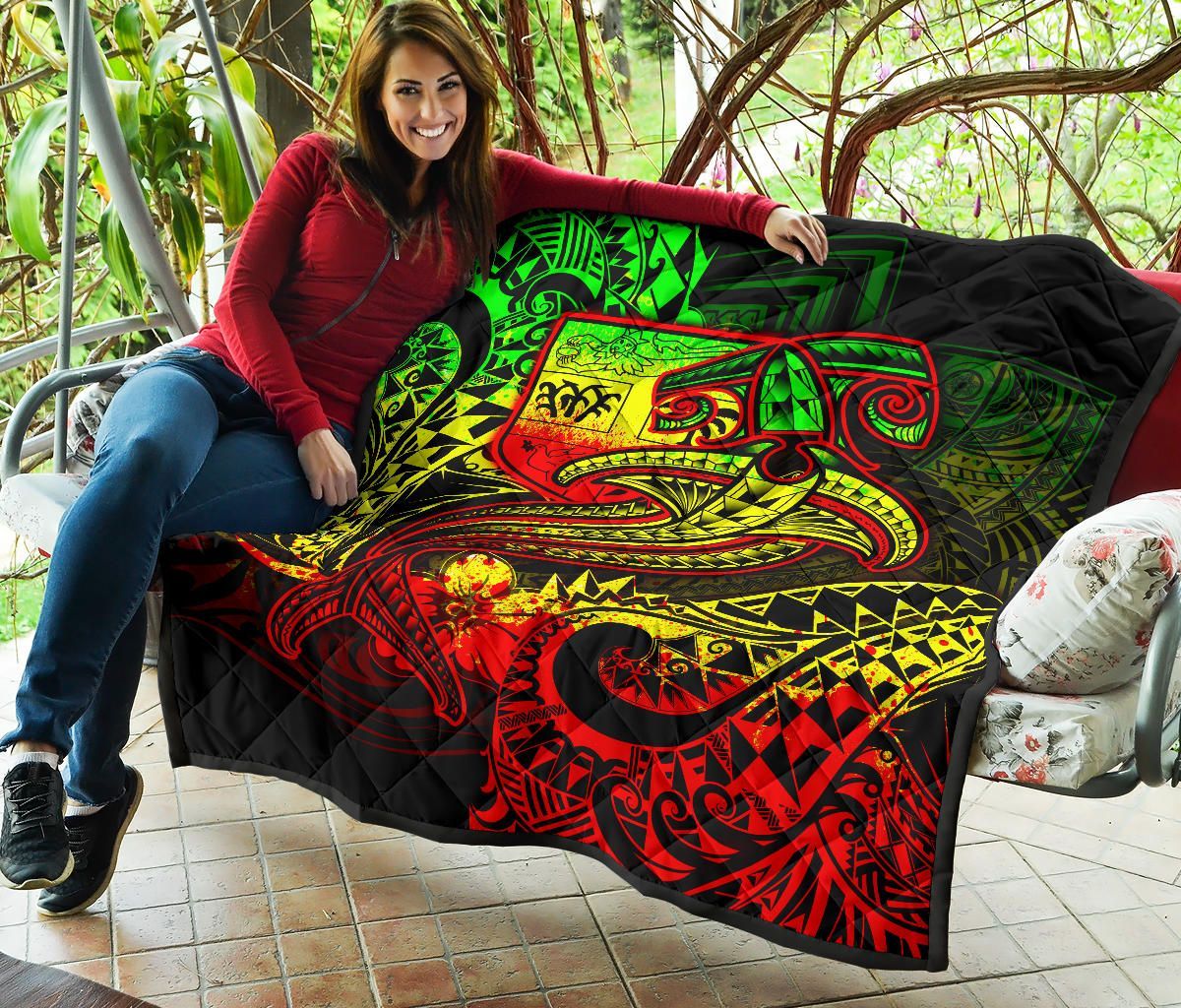 Fiji Premium Quilt - Reggae Shark Polynesian Tattoo