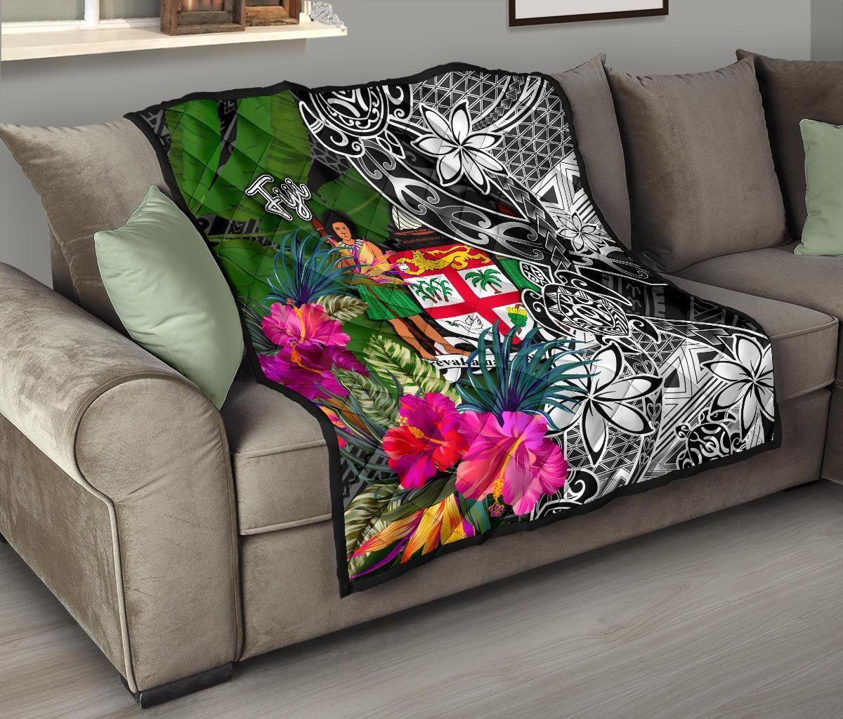 Fiji Premium Quilt - Turtle Plumeria Banana Leaf Crest