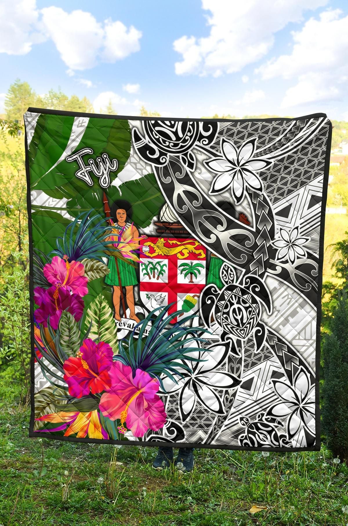 Fiji Premium Quilt White - Turtle Plumeria Banana Leaf Crest