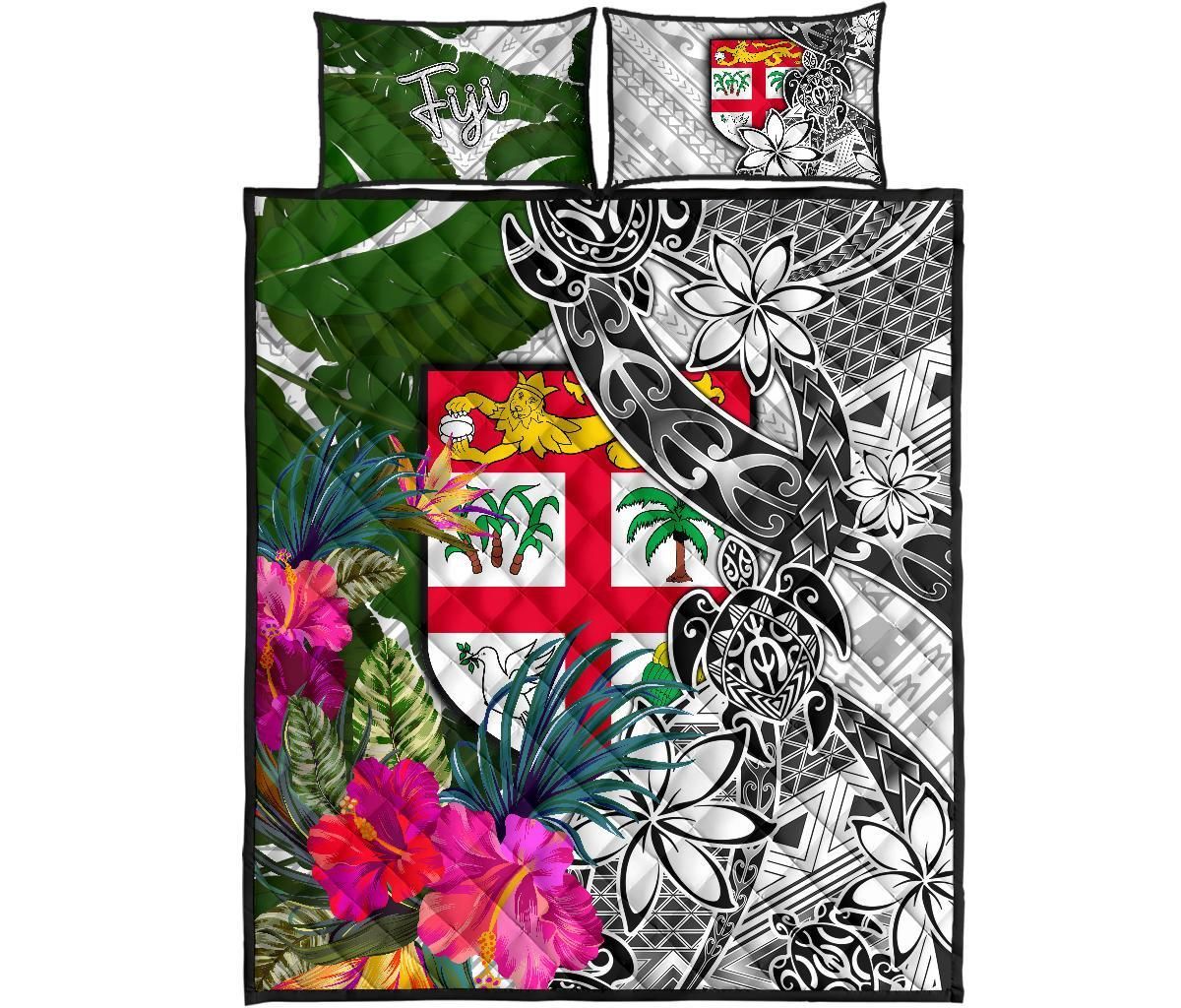 Fiji Quilt Bed Set White - Turtle Plumeria Banana Leaf