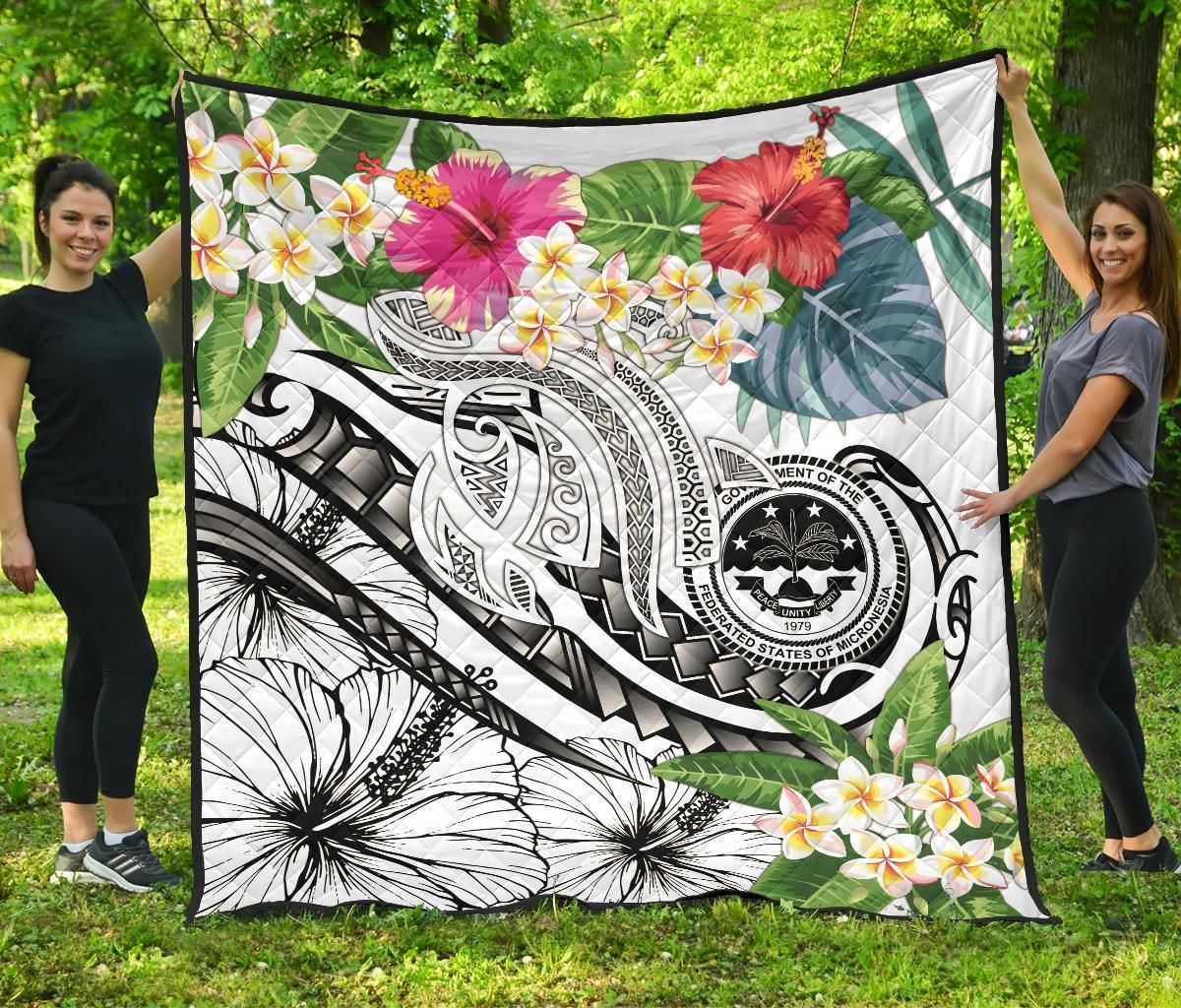 FSM Polynesian Premium Quilt - Summer Plumeria (White)