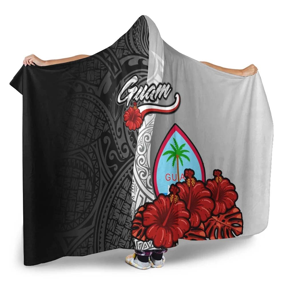 Guam Polynesian Hooded Blanket- Coat Of Arm With Hibiscus White