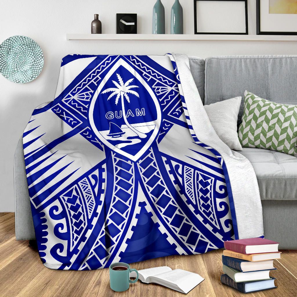 Guam Polynesian Premium Blanket - Guam White Seal with Polynesian Tattoo Ver 02