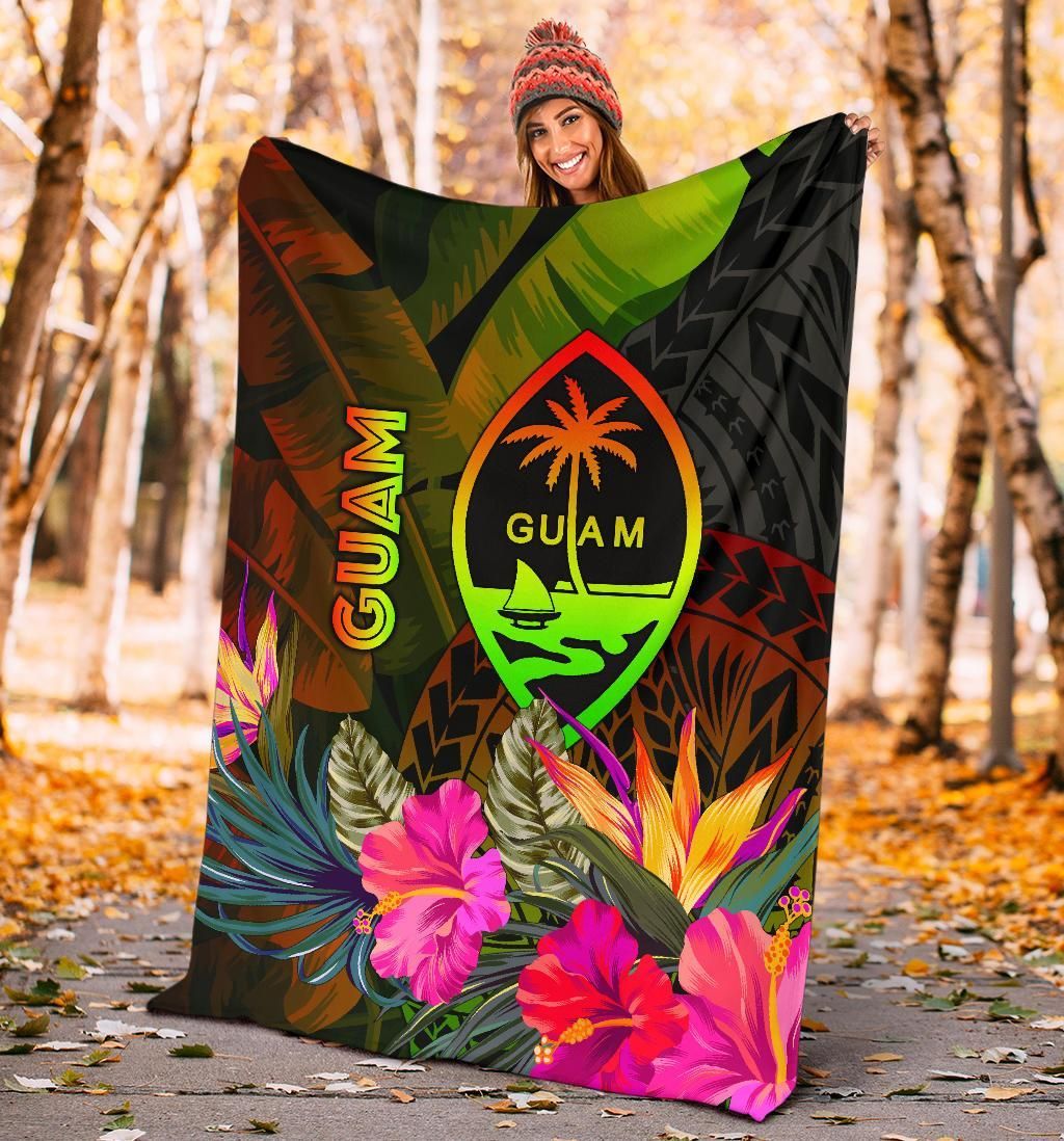 Guam Polynesian Premium Blanket -  Hibiscus and Banana Leaves