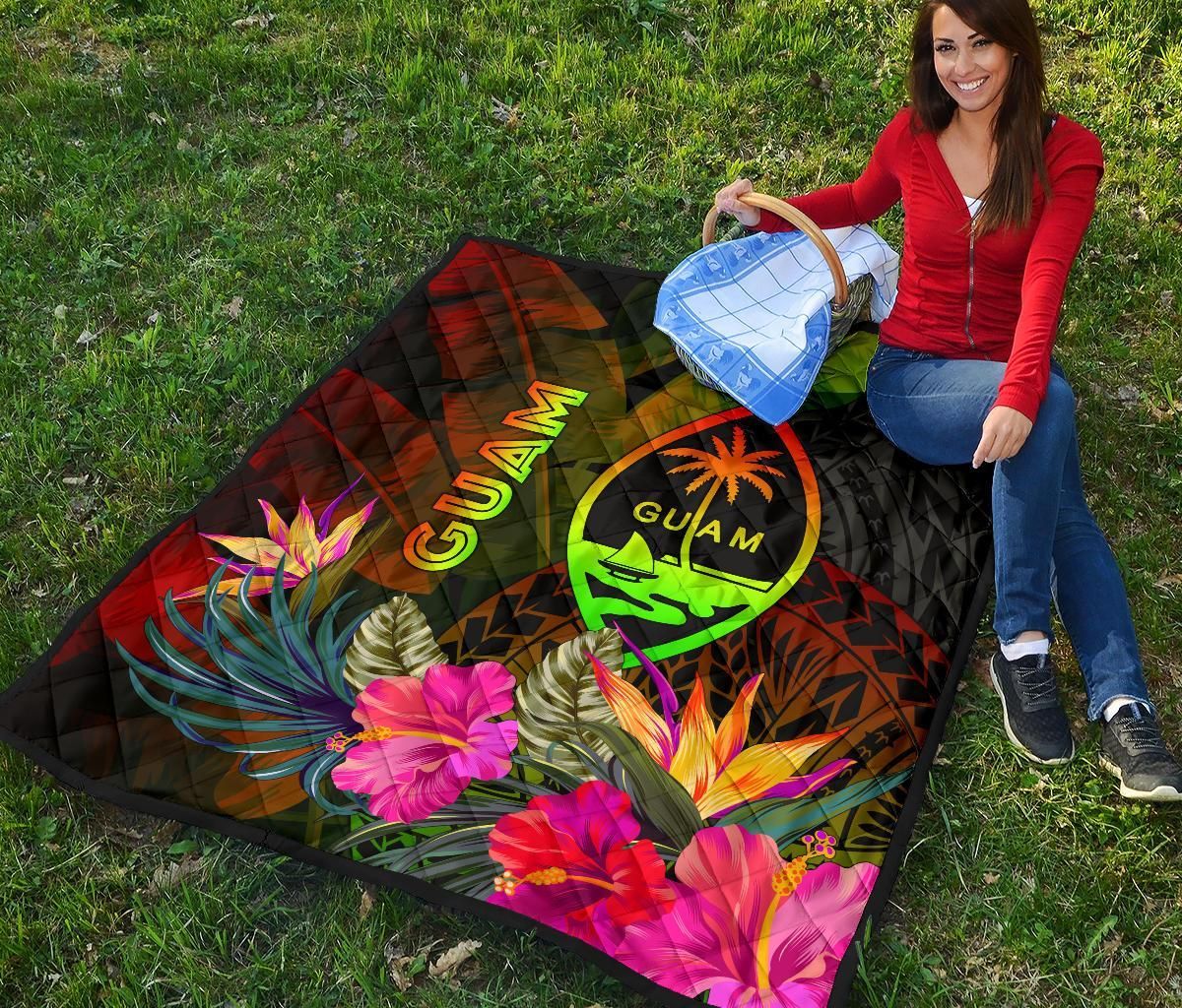 Guam Polynesian Premium Quilt -  Hibiscus and Banana Leaves