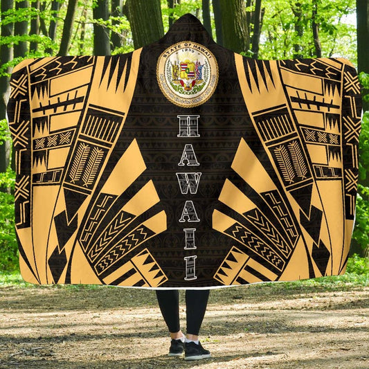 Hawaii Hooded Blanket - Polynesian Tattoo Gold