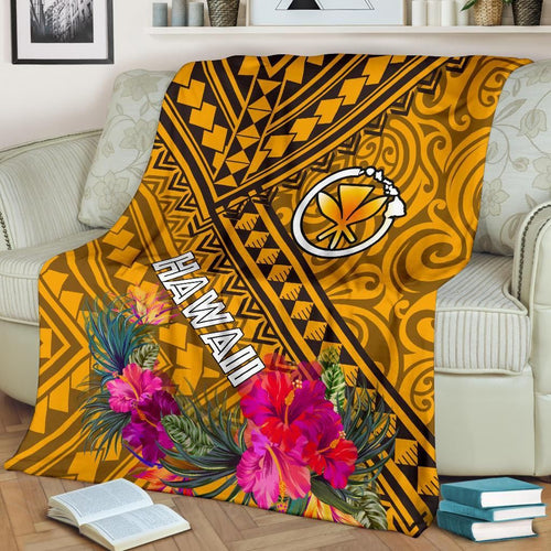 Hawaii Premium Blanket - Kanaka Maoli With Hibiscus On Polynesian Patterns (Yellow)