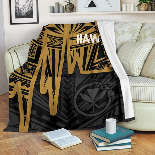 Hawaii Premium Blanket - Kanaka Maoli With Polynesian Pattern In Heartbeat Style (Gold)