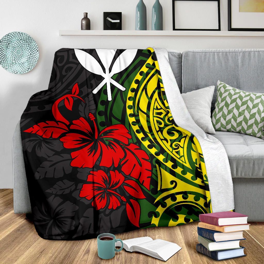 Hawaii Premium Blanket - Polynesian Patterns With Hibiscus Flowers