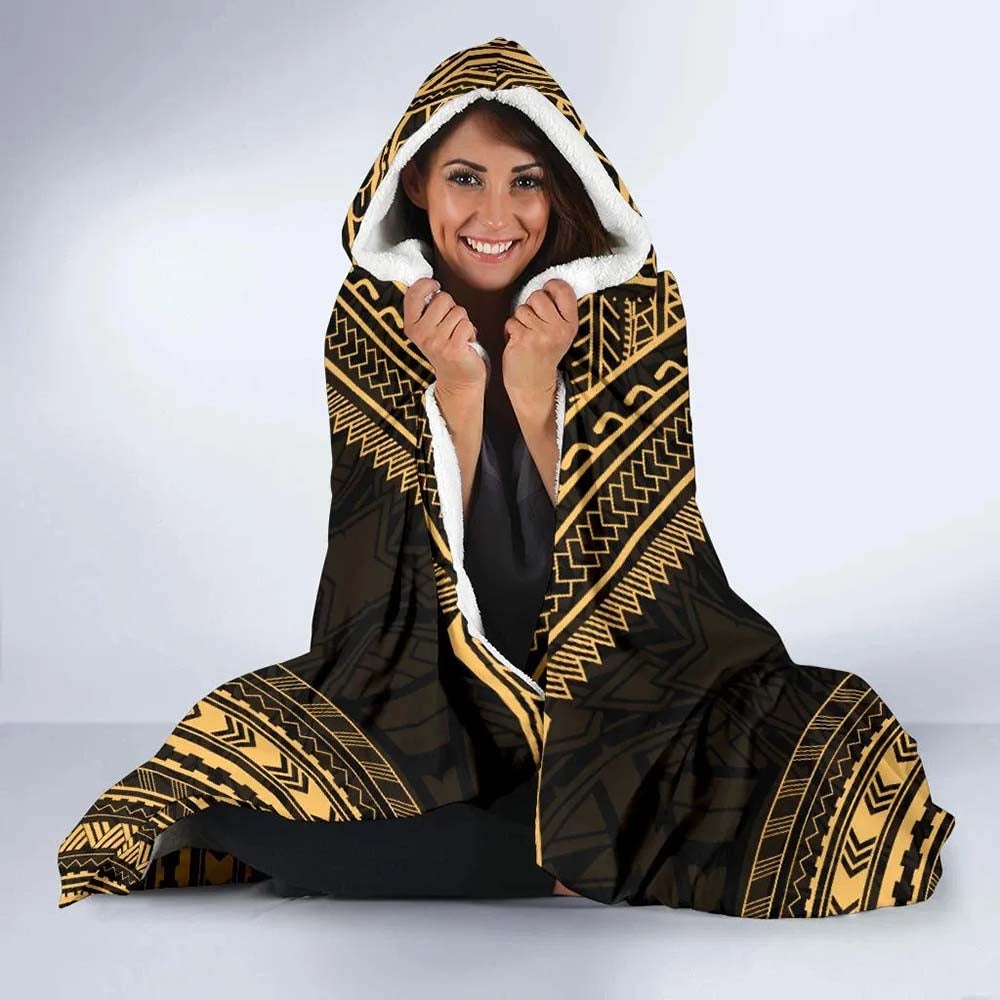 Kanaka Maoli Polynesian Chief Hooded Blanket - Gold Version