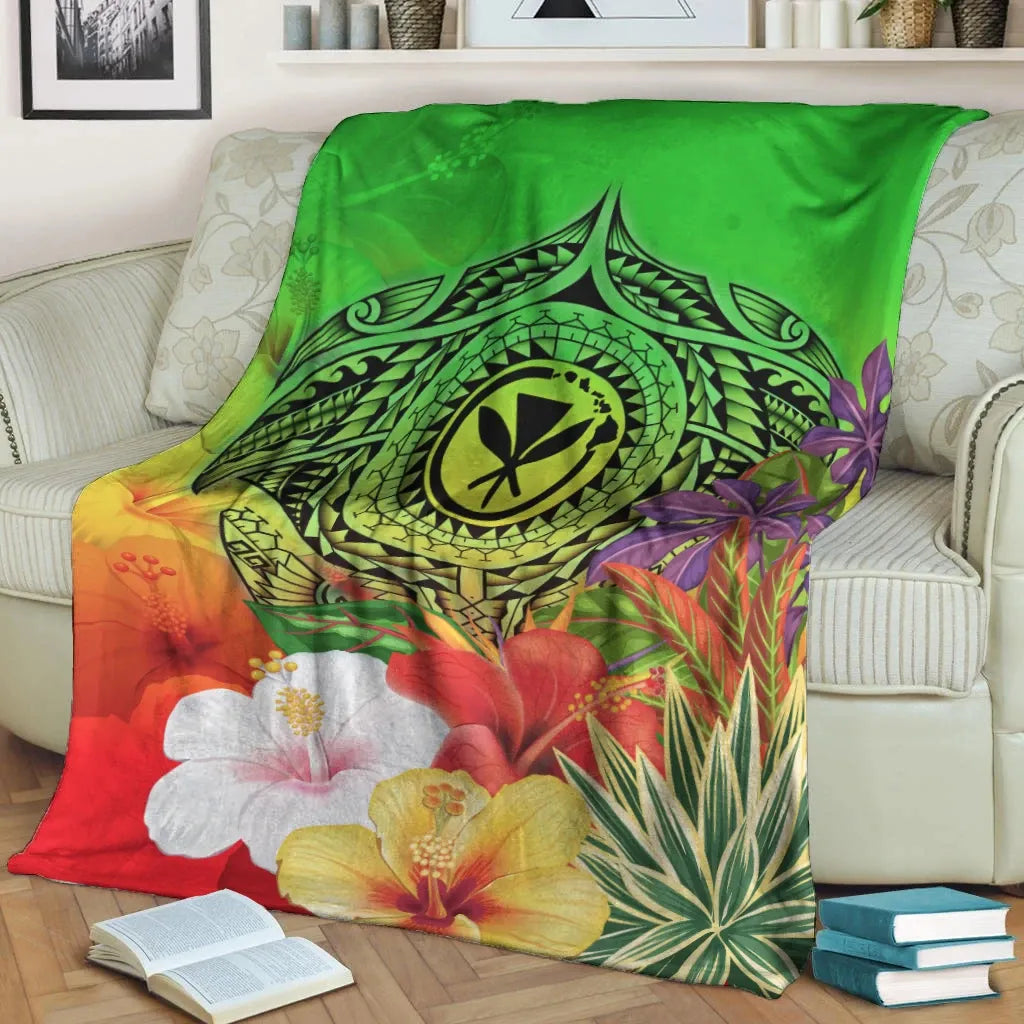 Hawaii Premium Blanket - Kanaka Maoli Manta Ray Tropical Flowers (Green)