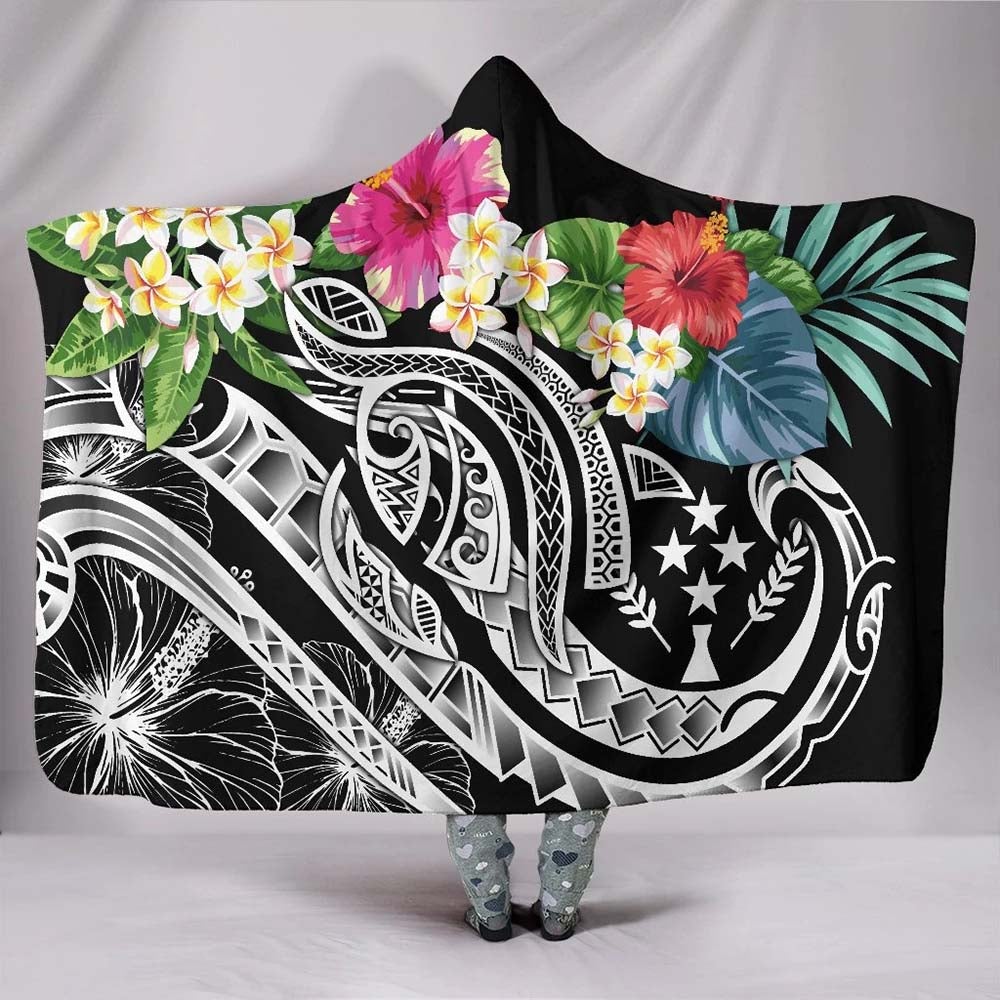 Kosrae Polynesian Hooded Blanket - Summer Plumeria (Black)