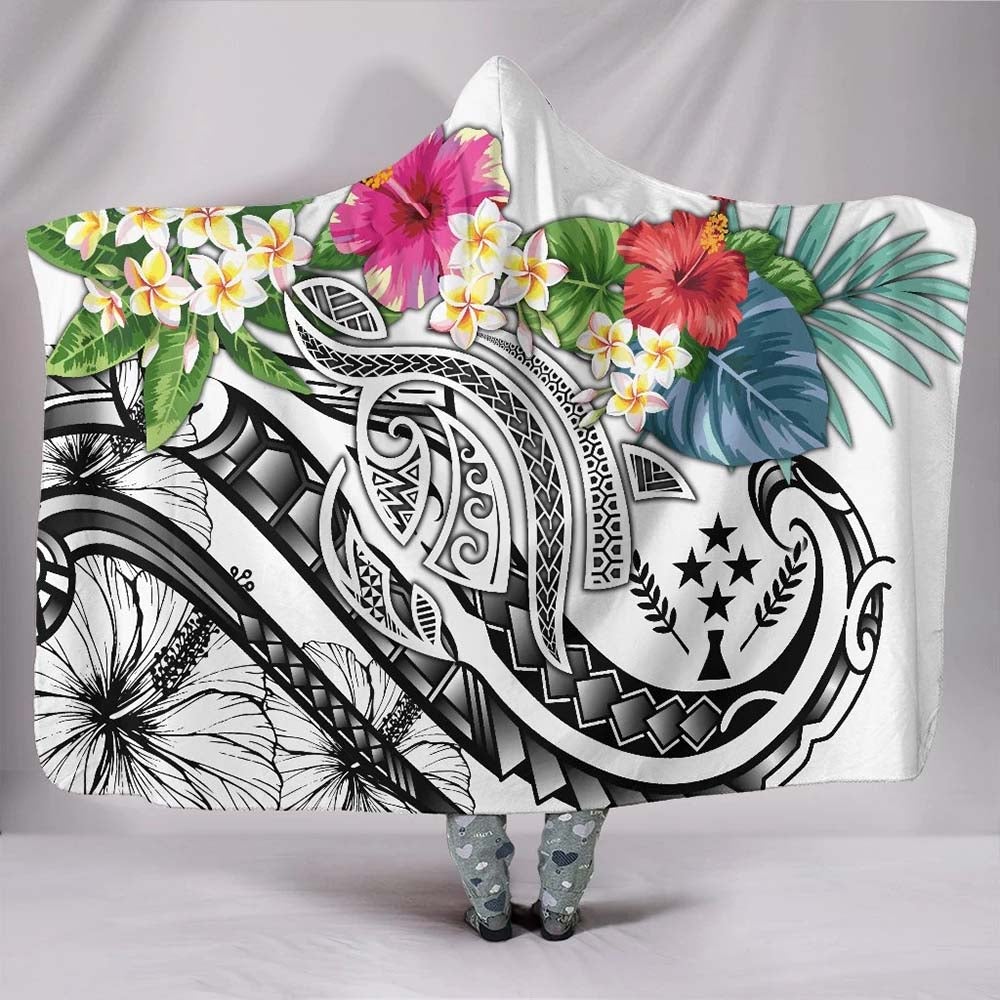 Kosrae Polynesian Hooded Blanket - Summer Plumeria (White)