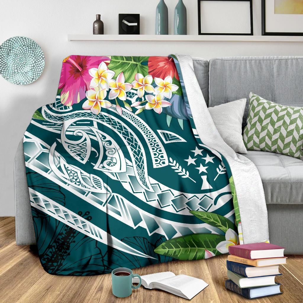 Kosrae Polynesian Premium Blanket - Summer Plumeria (Turquoise)
