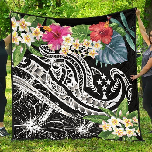 Kosrae Polynesian Premium Quilt - Summer Plumeria (Black)