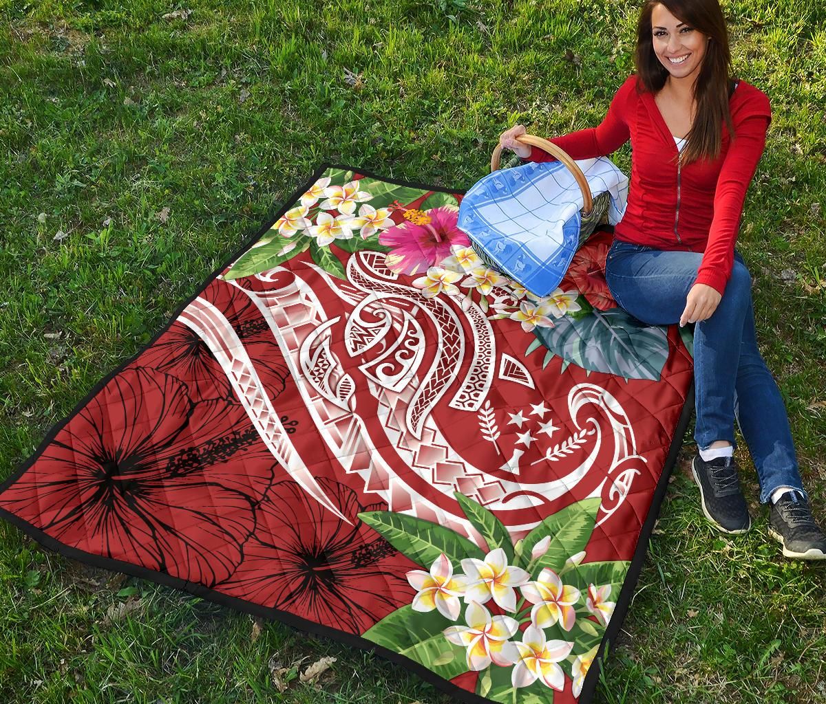 Kosrae Polynesian Premium Quilt - Summer Plumeria (Red)
