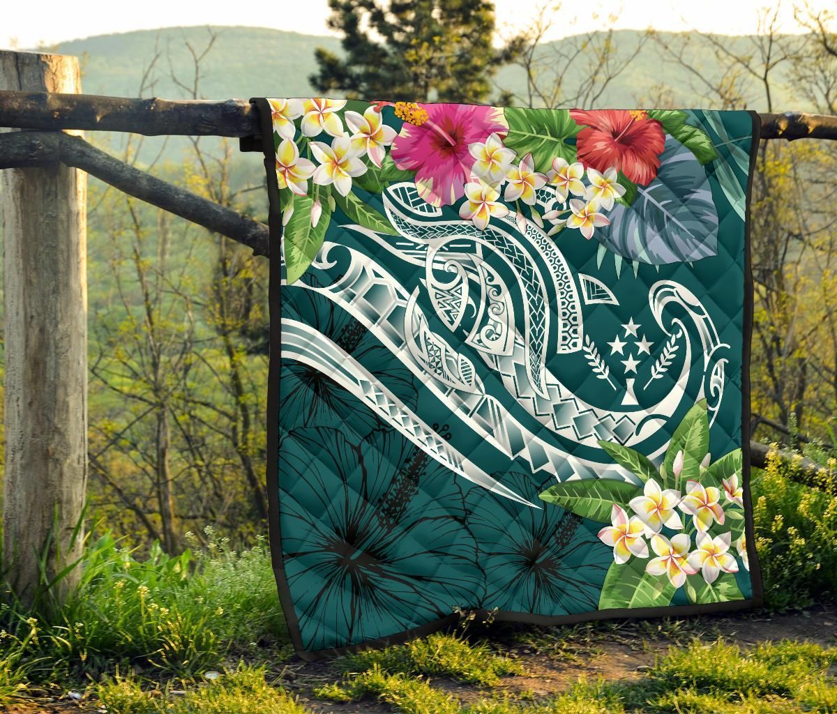 Kosrae Polynesian Premium Quilt - Summer Plumeria (Turquoise)