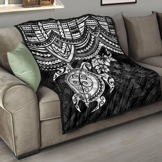 Kosrae Polynesian Premium Quilt - White Turtle