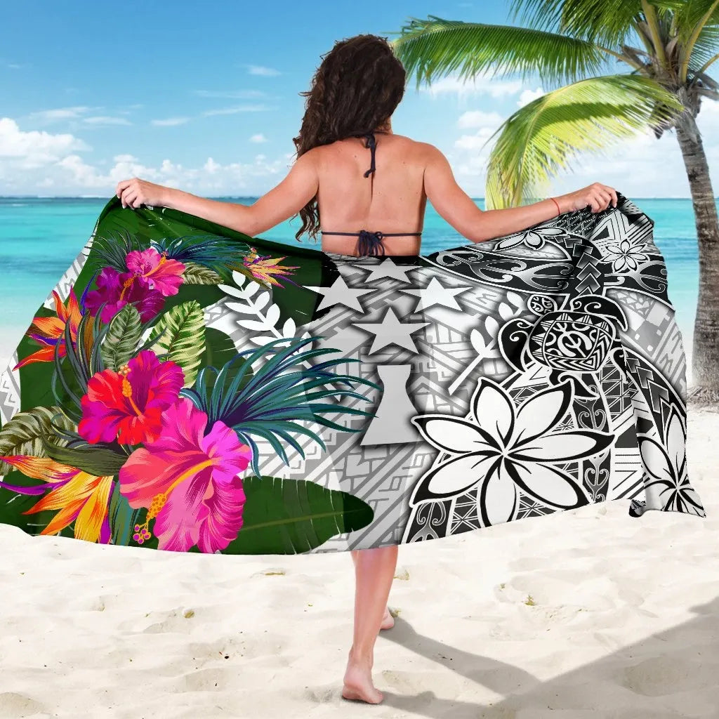 Kosrae Sarong White - Turtle Plumeria Banana Leaf