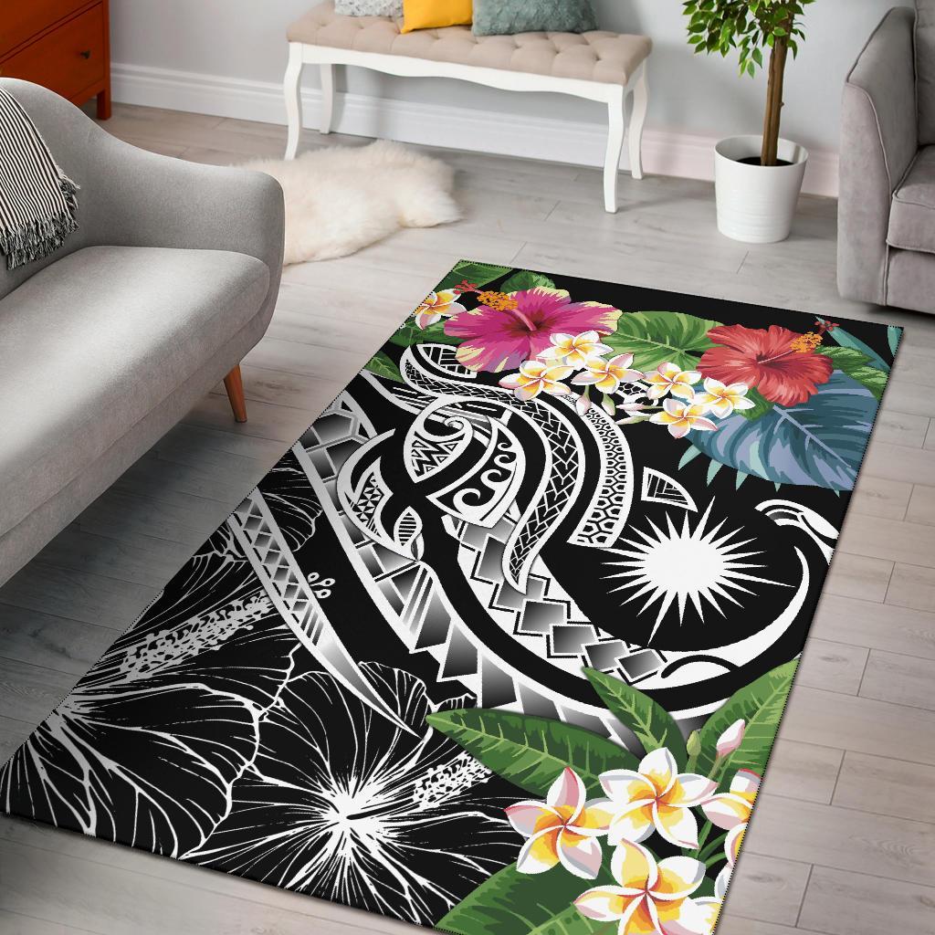 Marshall Islandss Polynesian Area Rug - Summer Plumeria (Black)