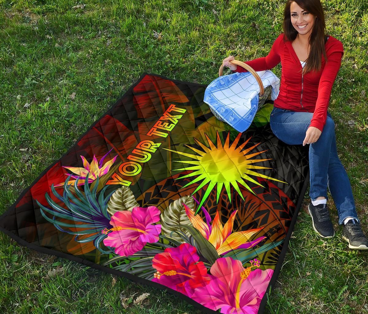 Marshall Islands Polynesian Personalised Premium Quilt -  Hibiscus and Banana Leaves