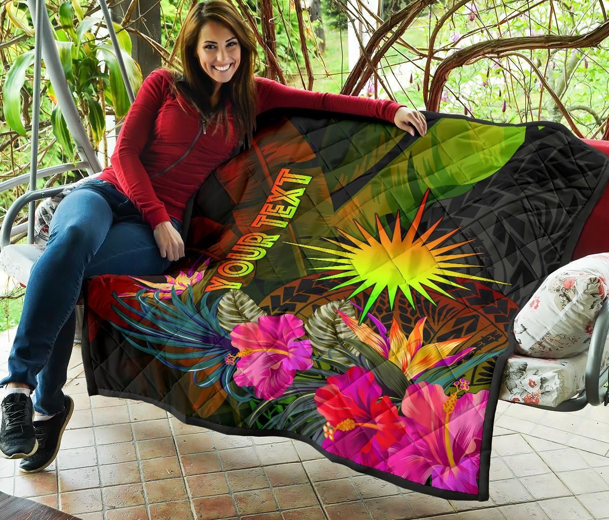 Marshall Islands Polynesian Personalised Premium Quilt -  Hibiscus and Banana Leaves
