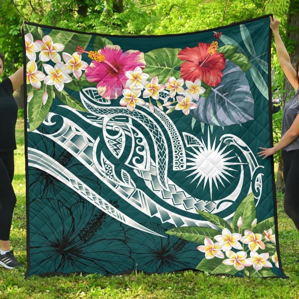 Marshall Islands Polynesian Premium Quilt - Summer Plumeria (Turquoise)