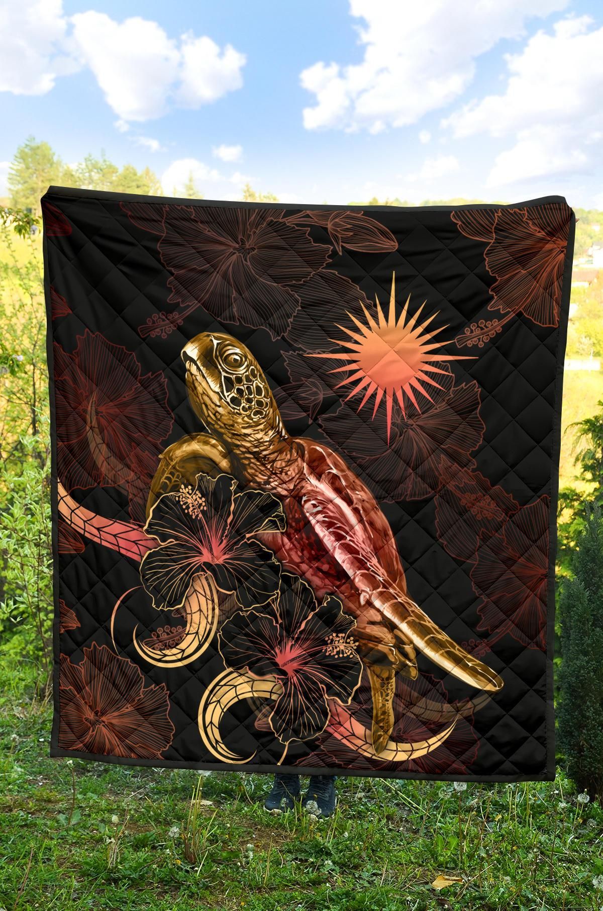 Marshall Islands Polynesian Premium Quilt - Turtle With Blooming Hibiscus Gold