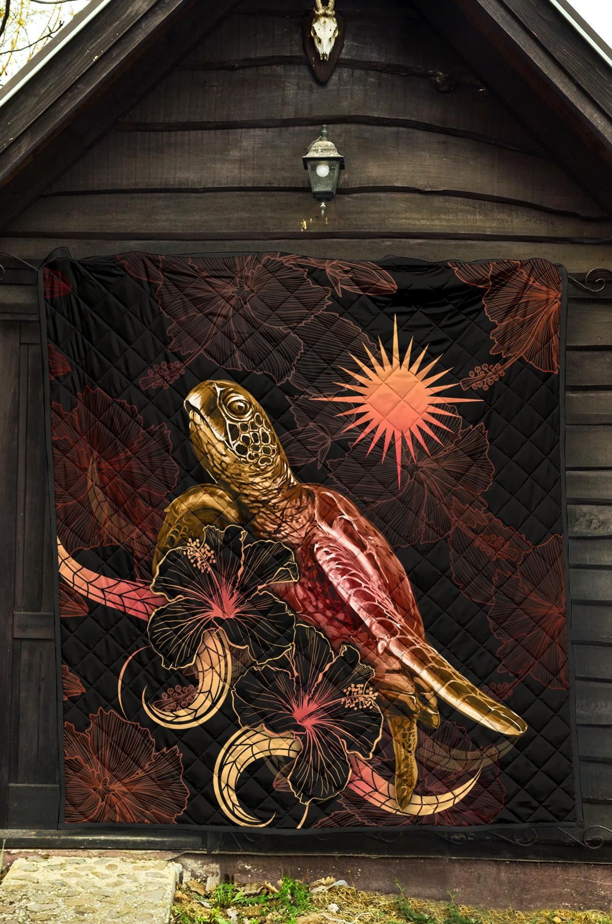 Marshall Islands Polynesian Premium Quilt - Turtle With Blooming Hibiscus Gold