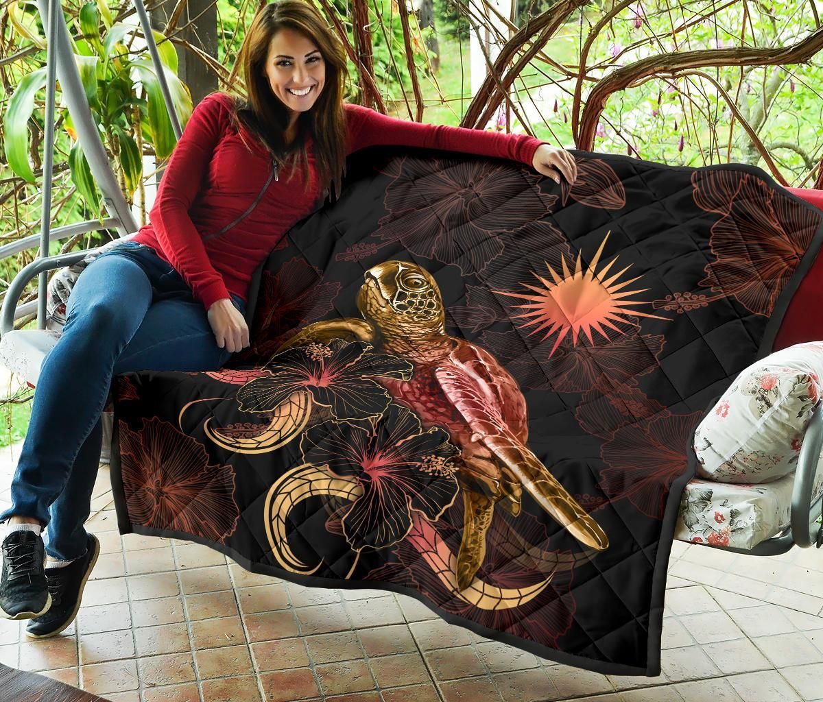Marshall Islands Polynesian Premium Quilt - Turtle With Blooming Hibiscus Gold