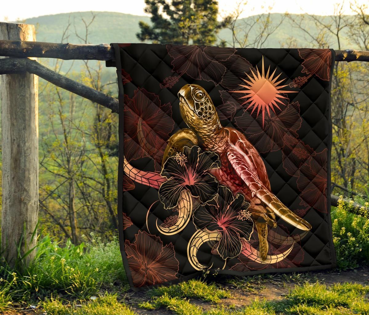 Marshall Islands Polynesian Premium Quilt - Turtle With Blooming Hibiscus Gold