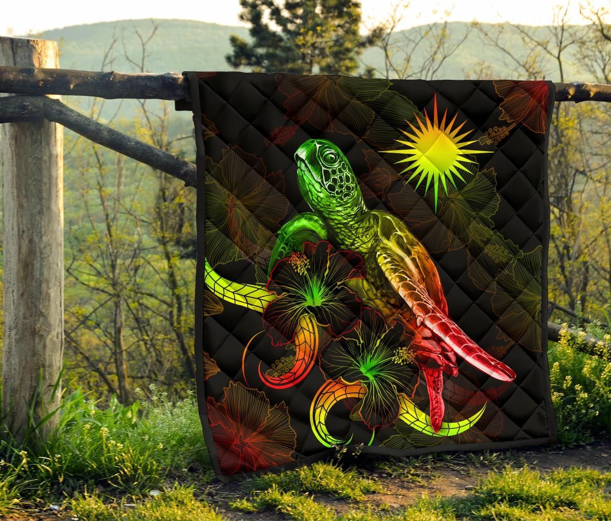 Marshall Islands Polynesian Premium Quilt - Turtle With Blooming Hibiscus Reggae
