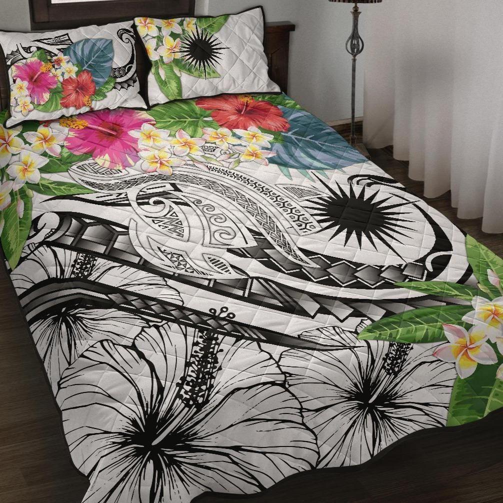 Marshall Islands Polynesian Quilt Bed Set - Summer Plumeria (White)