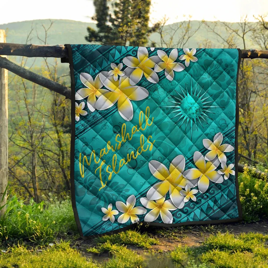Marshall Islands Polynesian Quilt - Plumeria With Blue Ocean