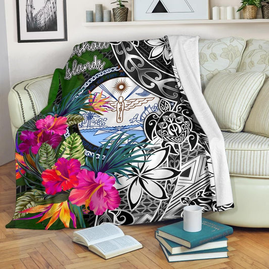 Marshall Islands Premium Blanket - Turtle Plumeria Banana Leaf Crest