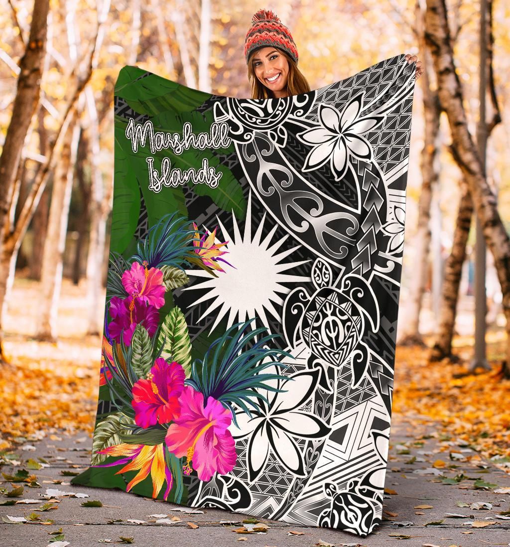 Marshall Islands Premium Blanket - Turtle Plumeria Banana Leaf