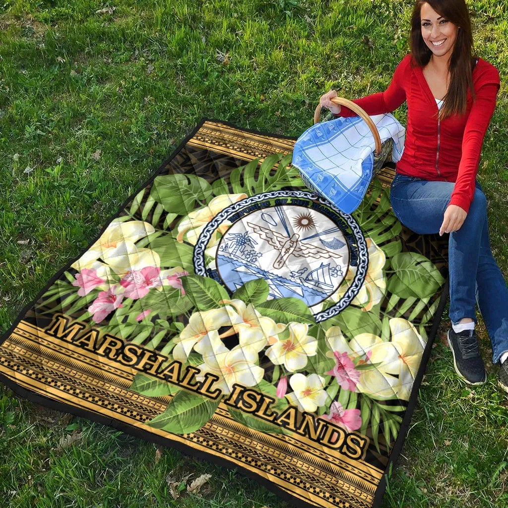 Marshall Islands Premium Quilt - Polynesian Gold Patterns Collection
