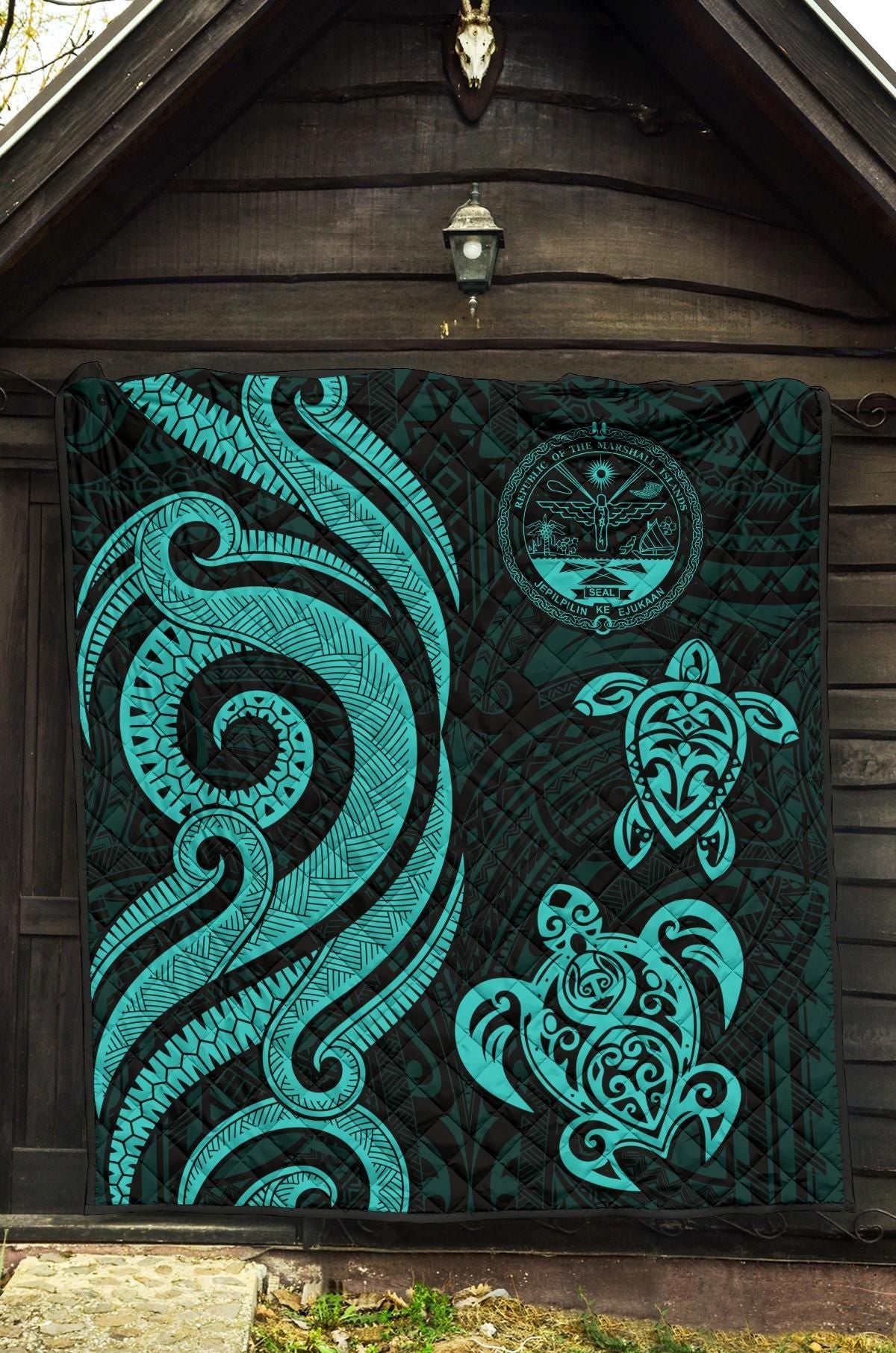 Marshall Islands Premium Quilt - Turquoise Tentacle Turtle Crest