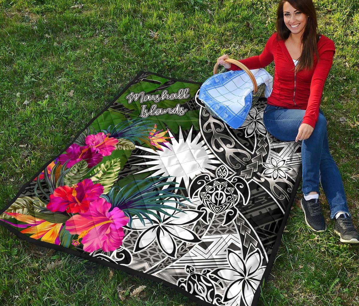 Marshall Islands Premium Quilt - Turtle Plumeria Banana Leaf