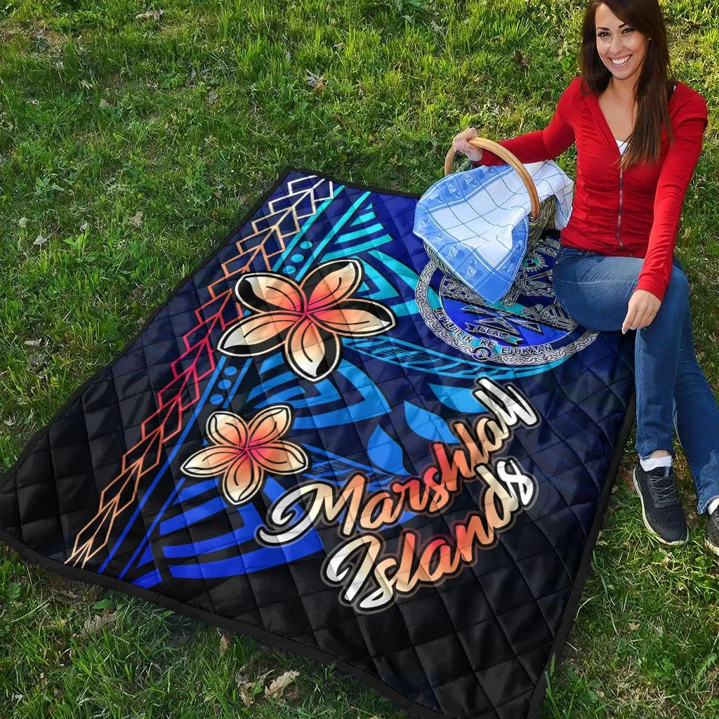 Marshall Islands Premium Quilt - Vintage Tribal Mountain Crest