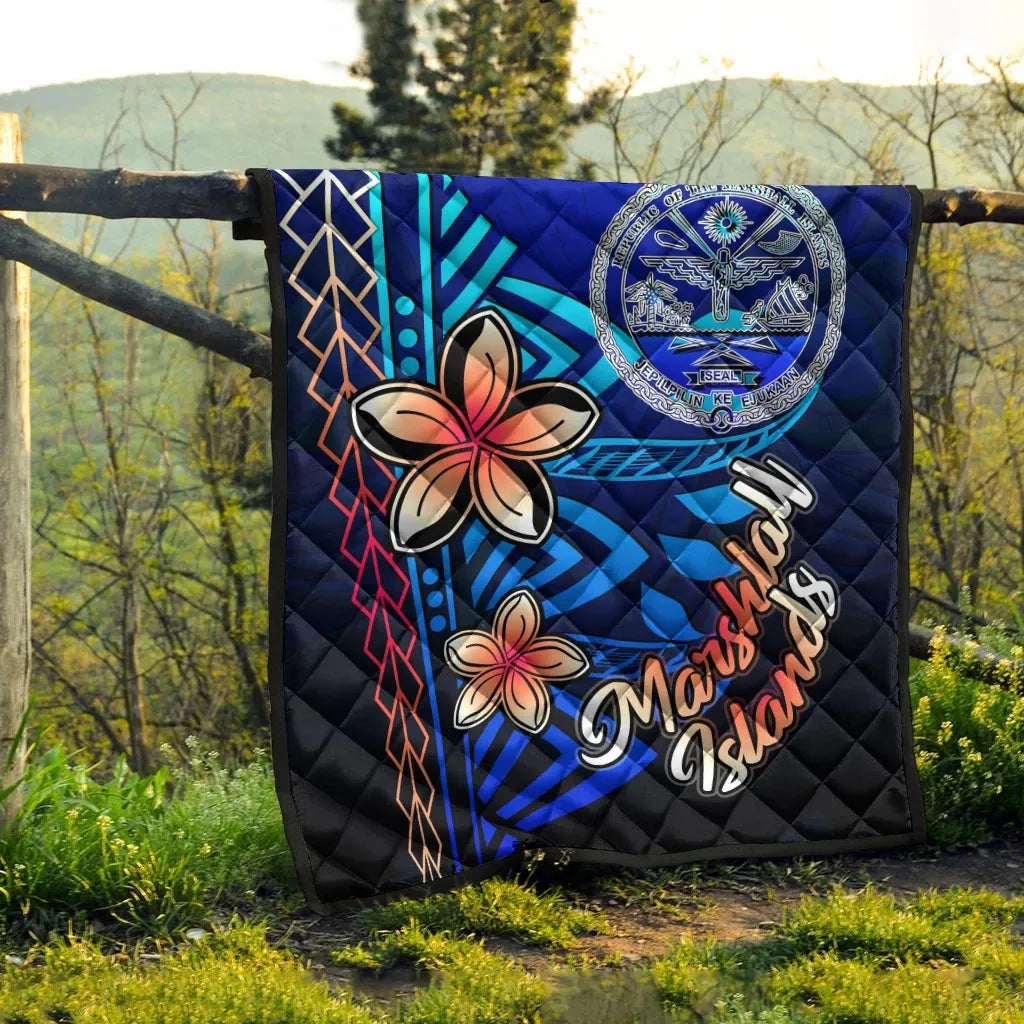 Marshall Islands Premium Quilt - Vintage Tribal Mountain Crest