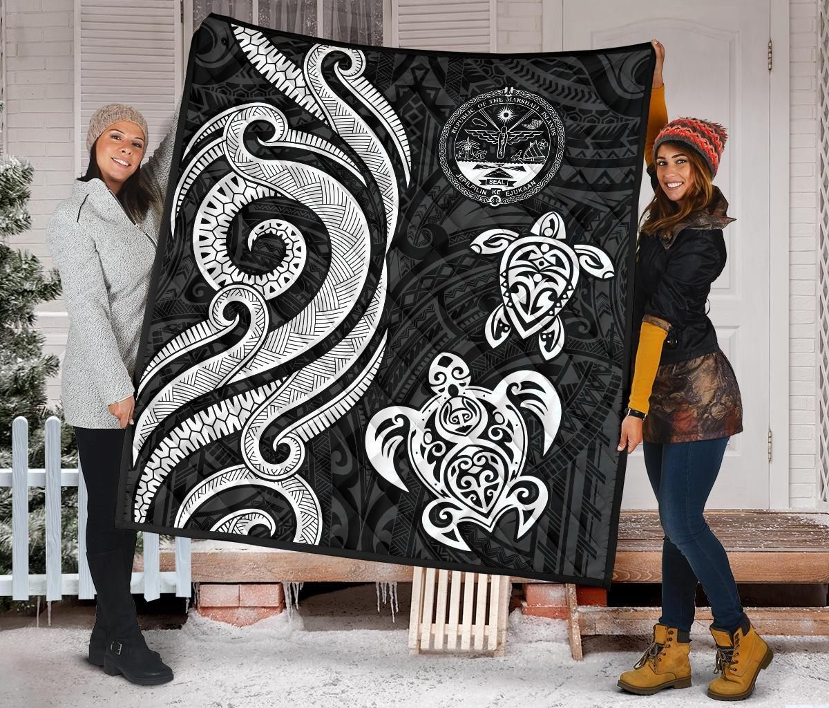 Marshall Islands Premium Quilt - White Tentacle Turtle Crest