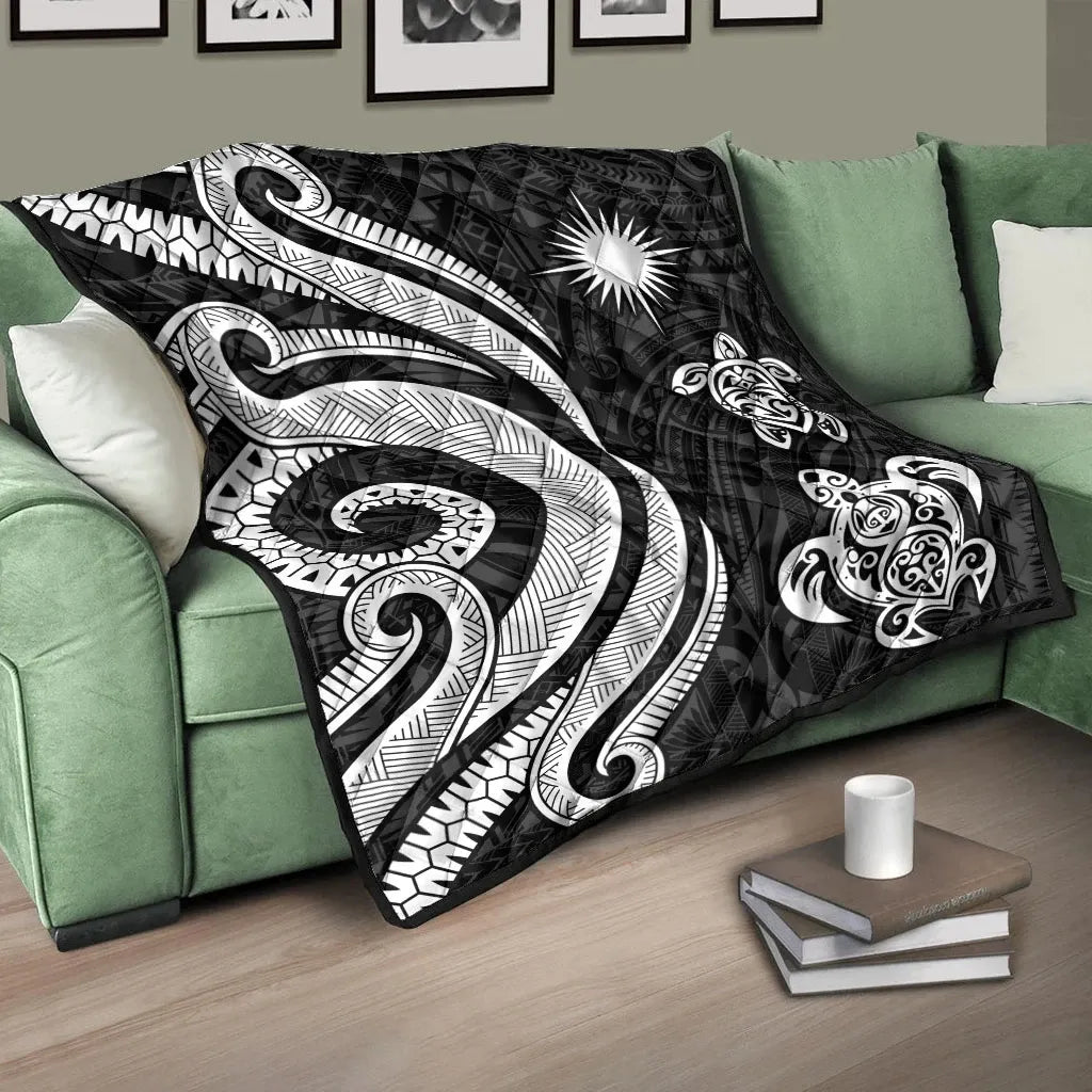 Marshall Islands Premium Quilt - White Tentacle Turtle